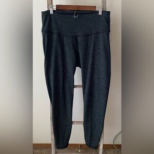 NWOT - Old Navy Active Leggings - Dark Green & Black - Size XL